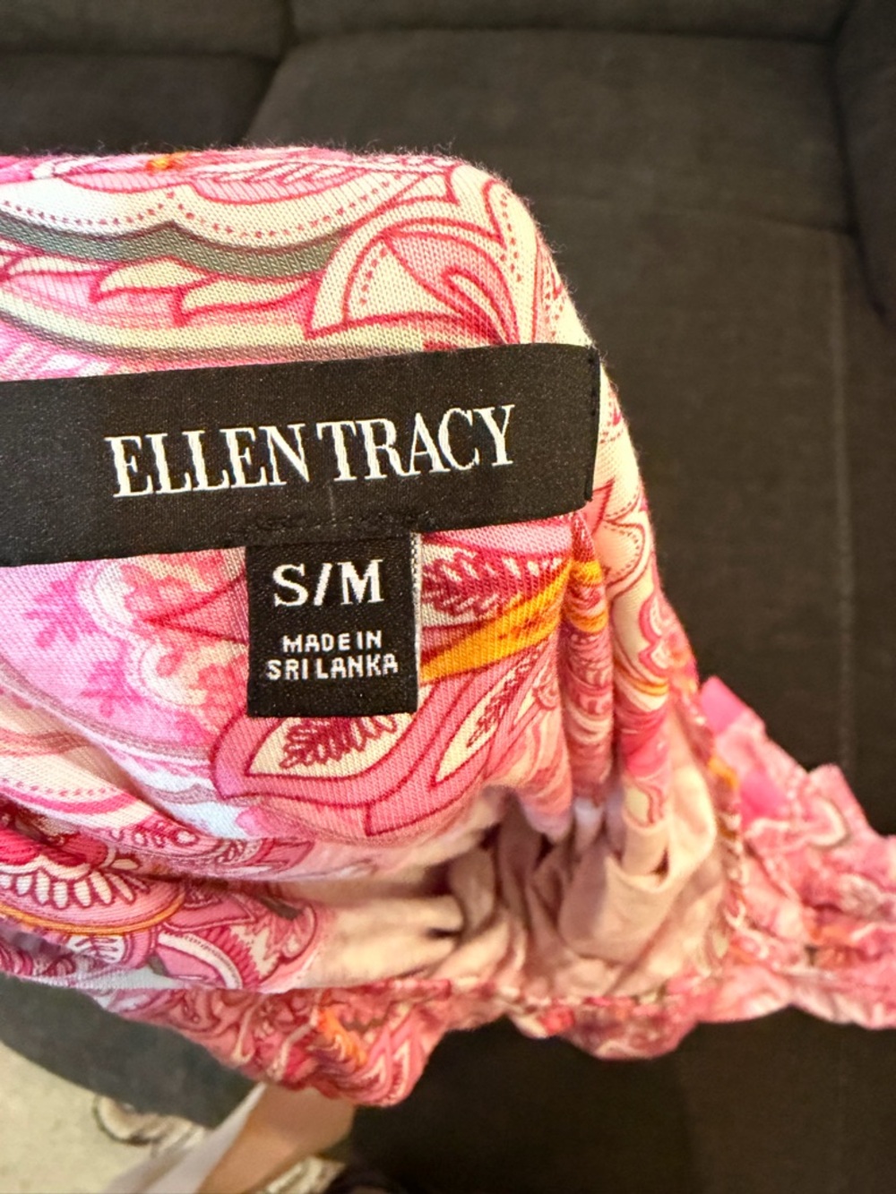 Ellen Tracy Pink Paisley Maxi Caftan Soft & Stretchy with Side Pockets Like New - Picture 12 of 16